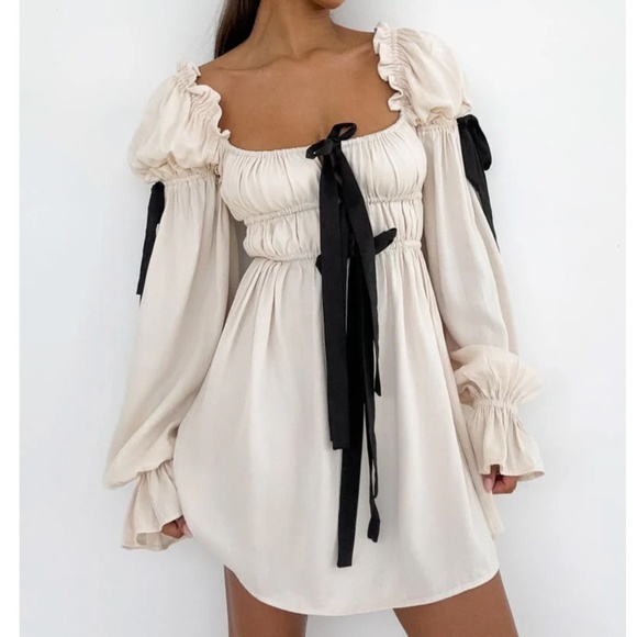 Rumored Dresses & Skirts - NWT Rumored Macbeth Mini Dress - Bone